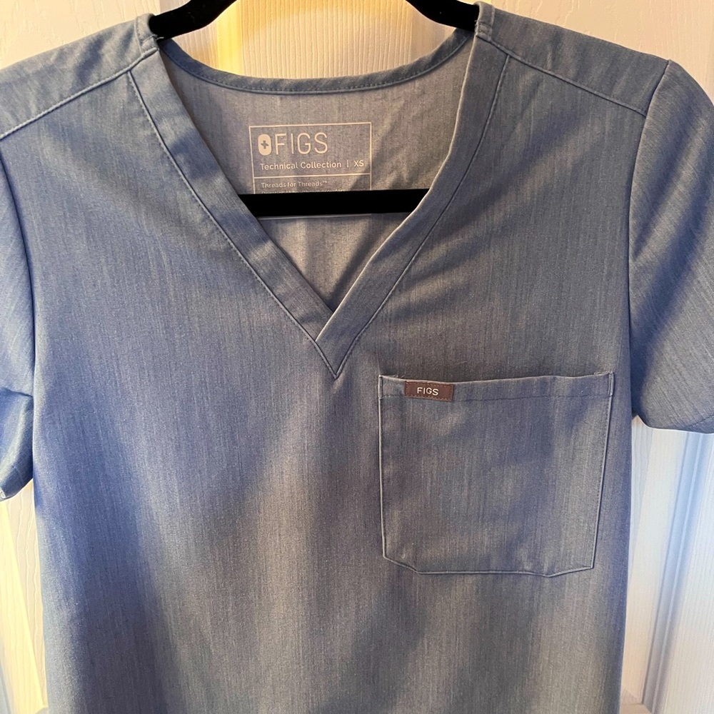 NWOT Figs Casma top XS